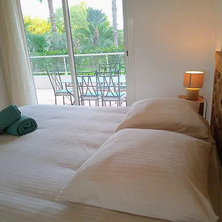 Le Casta - Terrasse Spacieuse - A 2 Min Des Plages Apartment